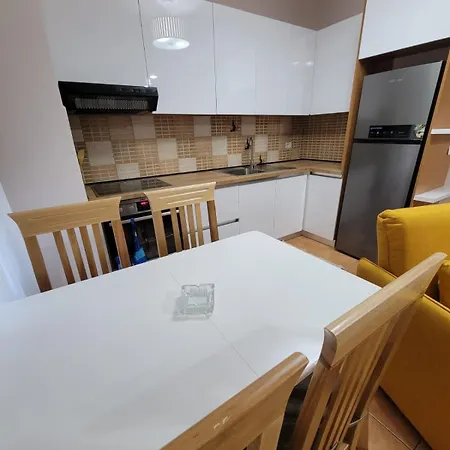 Apartment Eri's For Rent *