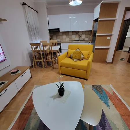 Apartment Eri's For Rent *